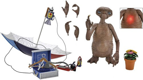 NECA/E.T. Deluxe Ultimate with Light-Up LED Chest (Neca 7") [Toy]